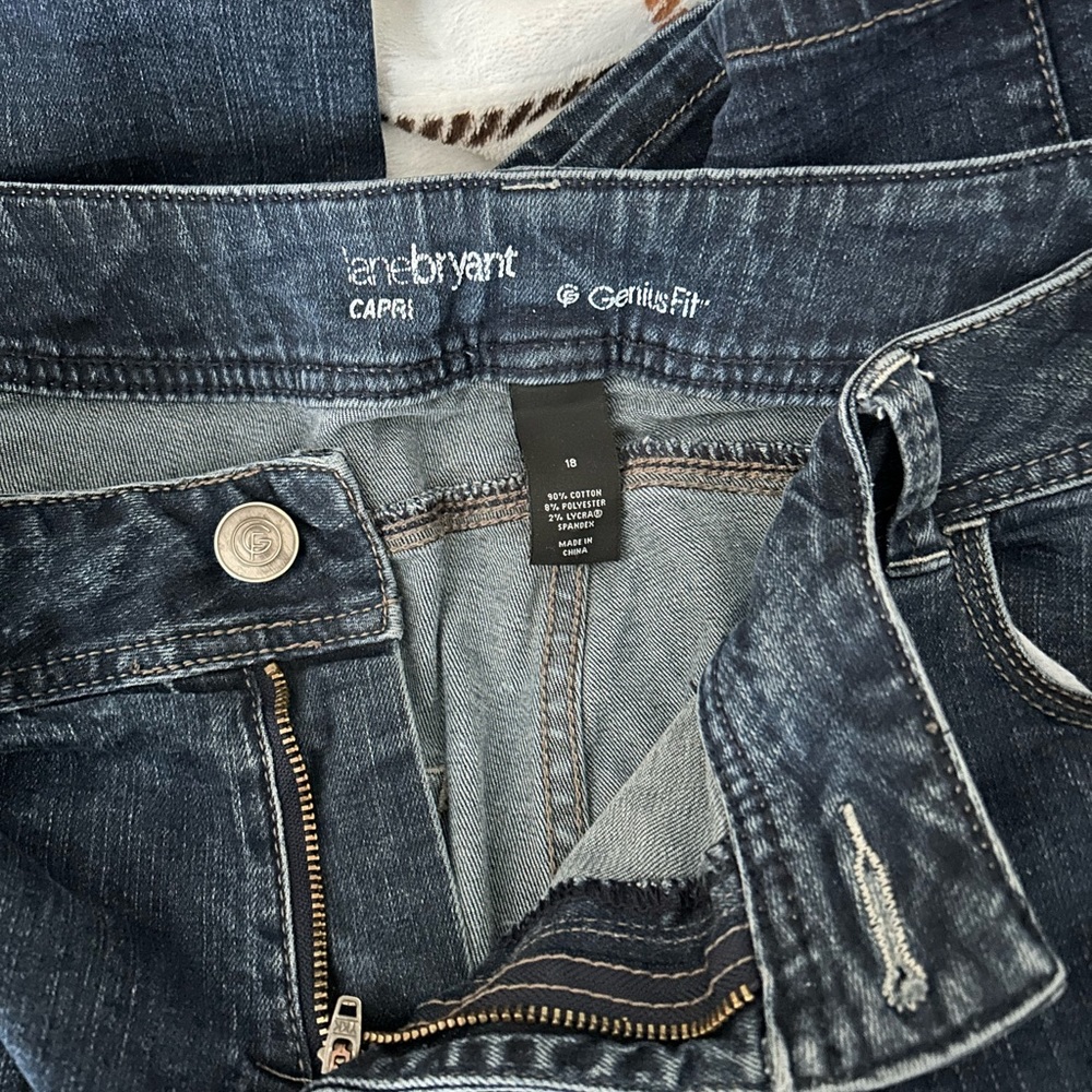 Universal Thread Jeans - Picture 4 of 4